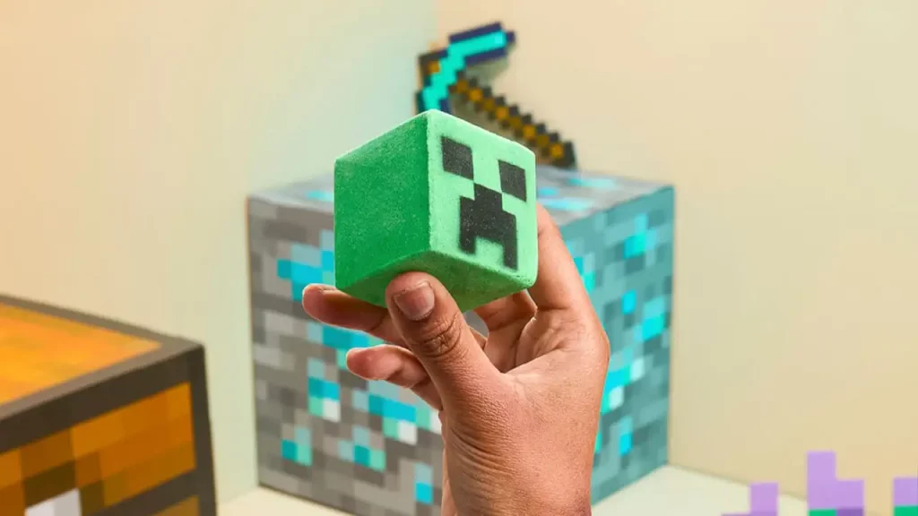 Minecraft Merch 2024: Lush Minecraft Creeper Bath Bomb Photo